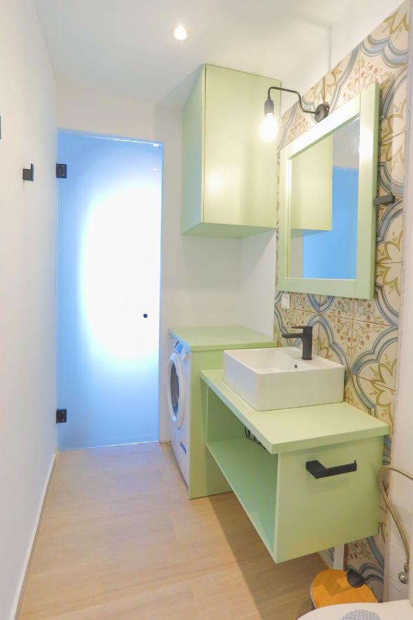 Apartment Kaminaki Beachfront Nisaki (Corfu)